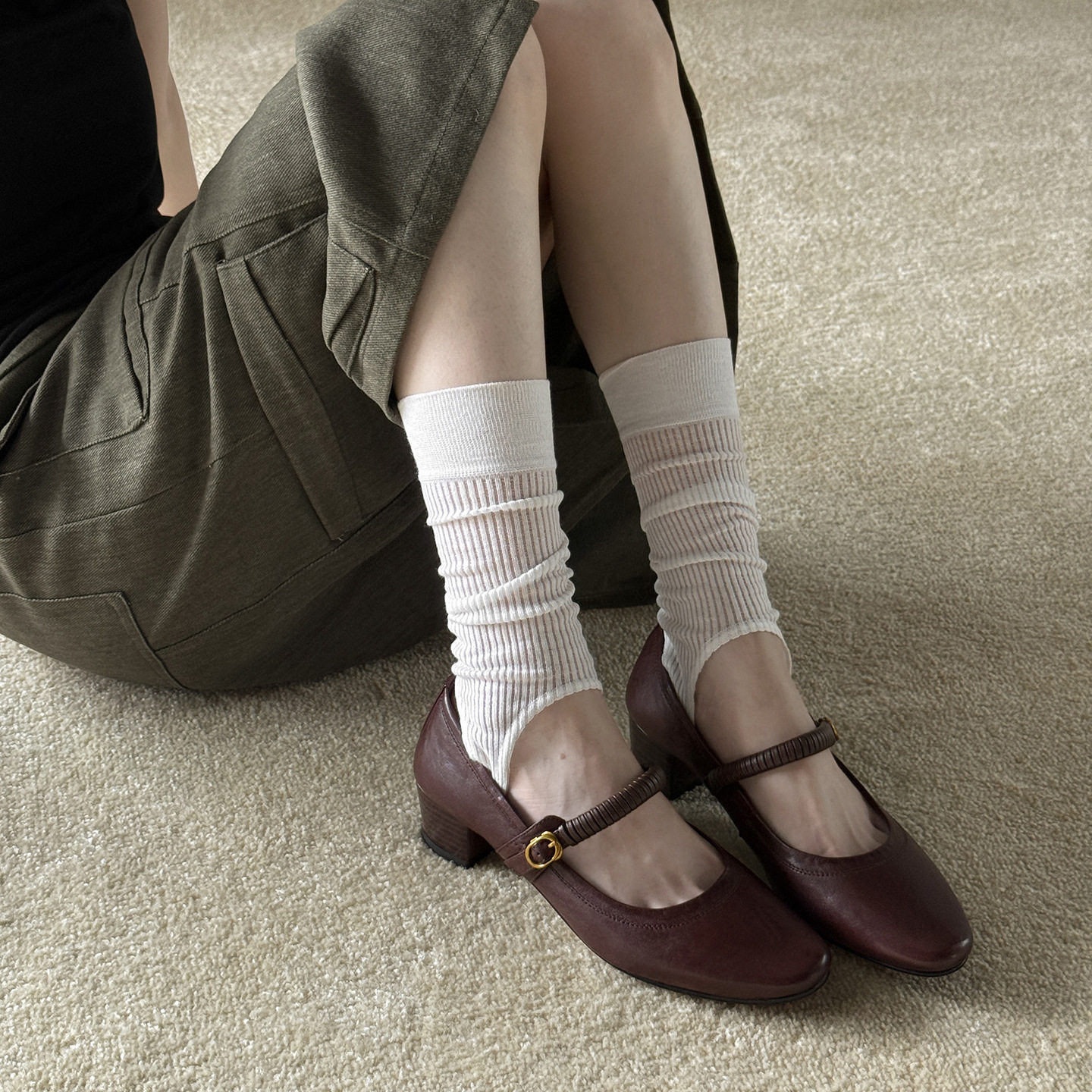 新品复古圆头浅口一字带低粗跟单鞋女2025新款秋季玛丽珍舒适简约,女鞋,马丁靴,淘宝优惠券,粉丝福利购,淘宝优惠卷