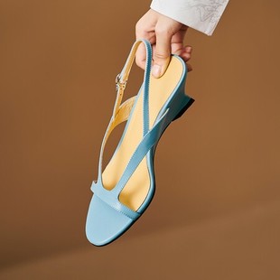 罗马夏季 真皮露趾显瘦法式 一字扣带通勤百搭外穿 圆头坡跟凉鞋 新款