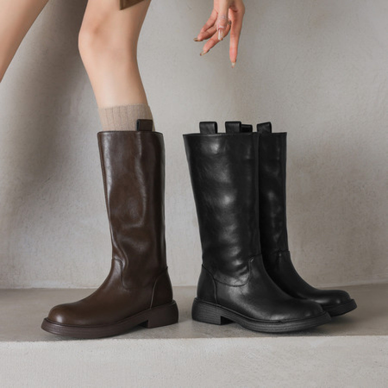 平底黑色复古靴子2025新款秋冬真皮中筒靴粗跟高筒长靴女百搭中跟