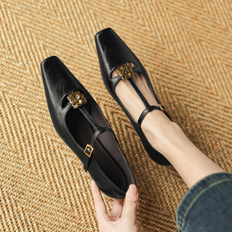 2025法式金属花朵镂空气质女鞋复古方头T型扣带粗跟单鞋春夏新款~,居家布艺,居家婚庆拖鞋,淘宝优惠券,粉丝福利购,淘宝优惠卷