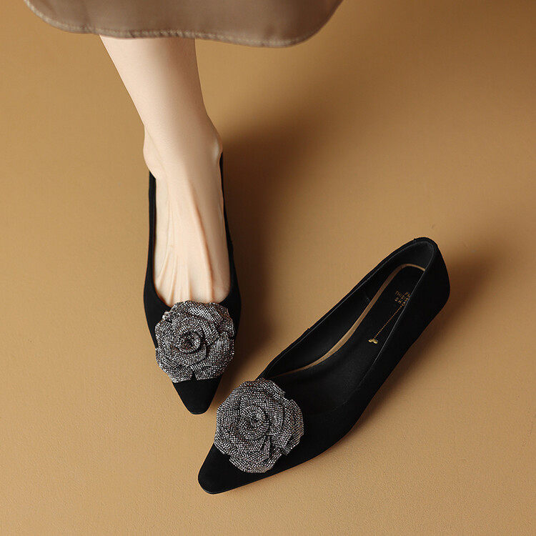 小香风磨砂真皮水钻山茶花浅口单鞋女春秋款尖头低跟坡跟四季瓢鞋,女鞋,马丁靴,淘宝优惠券,粉丝福利购,淘宝优惠卷