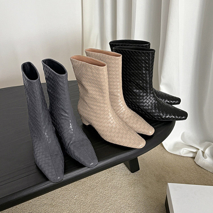 牛皮编织4.5cm异型跟加宽短靴女秋冬新款时髦法式小个子半筒靴子,户外/登山/野营/旅行用品,登山鞋/徒步鞋,淘宝优惠券,粉丝福利购,淘宝优惠卷