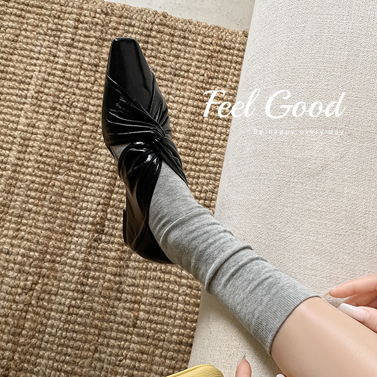 小众交叉褶皱真皮单鞋尖头内增高包头凉鞋女夏季新款百搭时装凉鞋