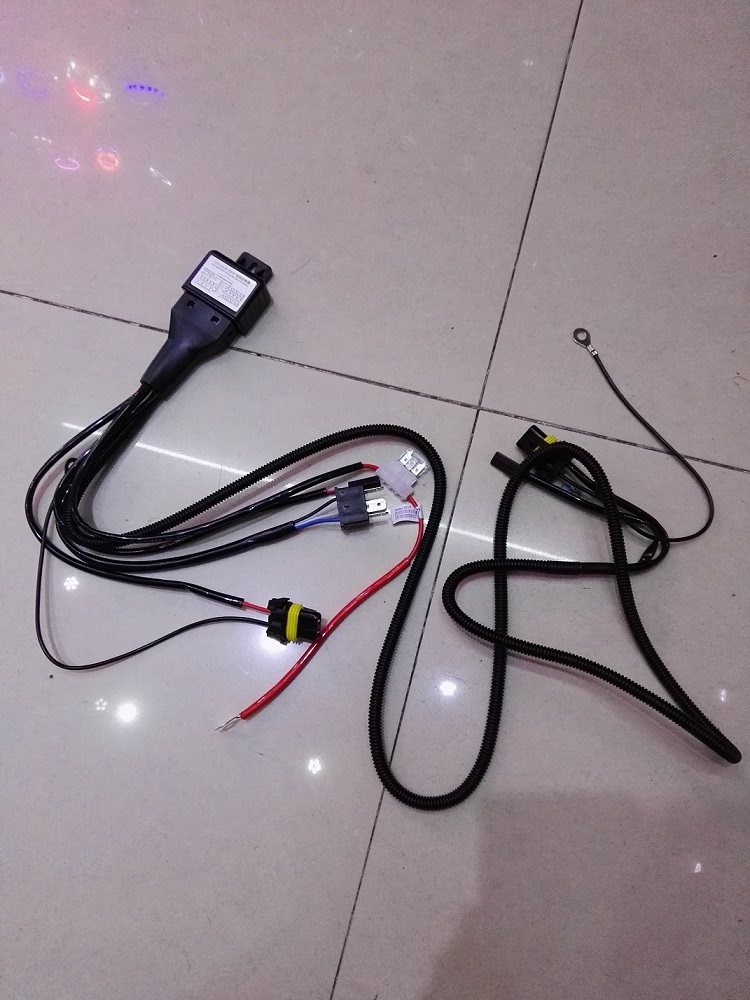 hid氙气大灯汽车摩托车线组  h4双光透镜伸缩线束 h4摆角变光线组