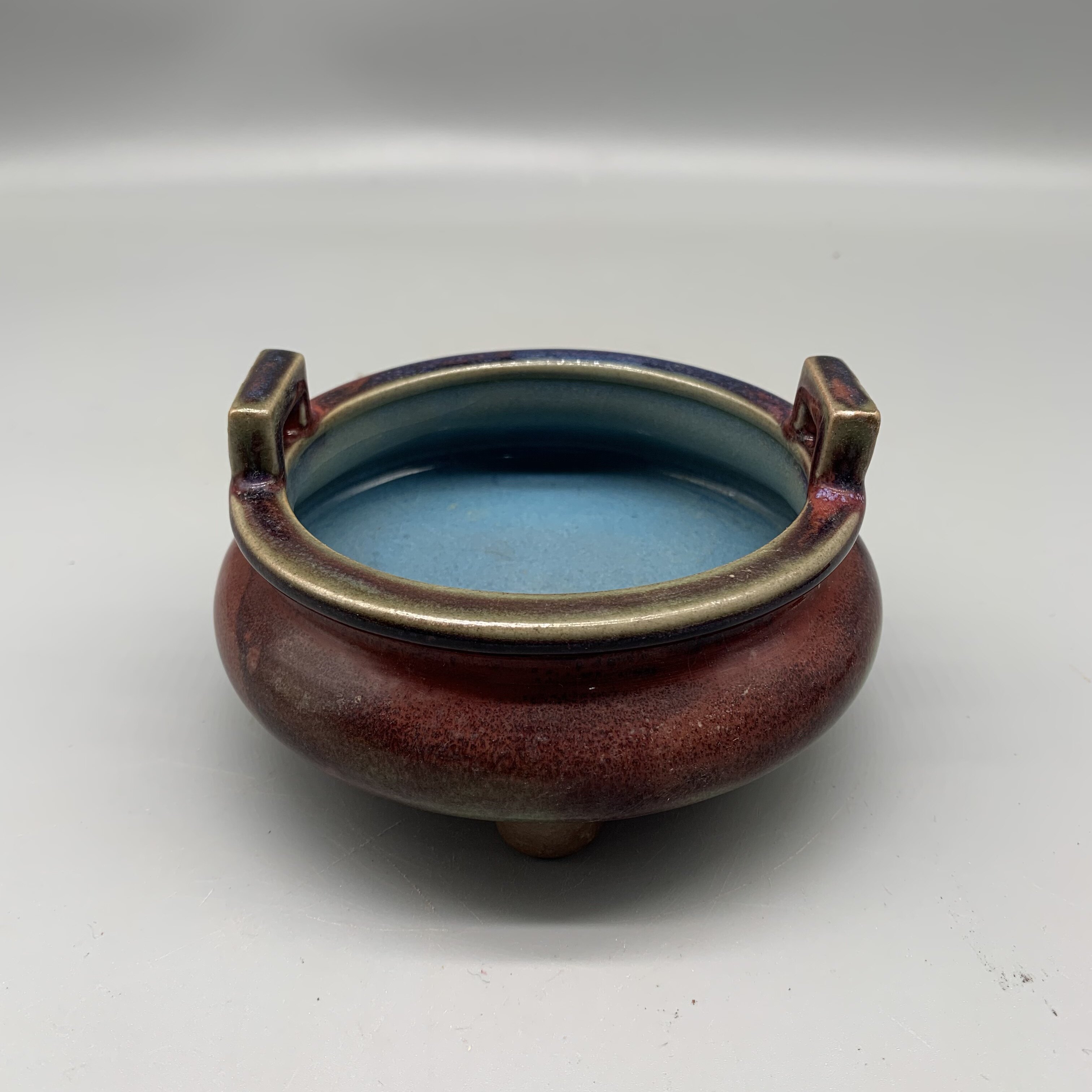 宋代钧窑一点红窑变双耳三足香炉仿出土老货古瓷器古玩古董收藏品