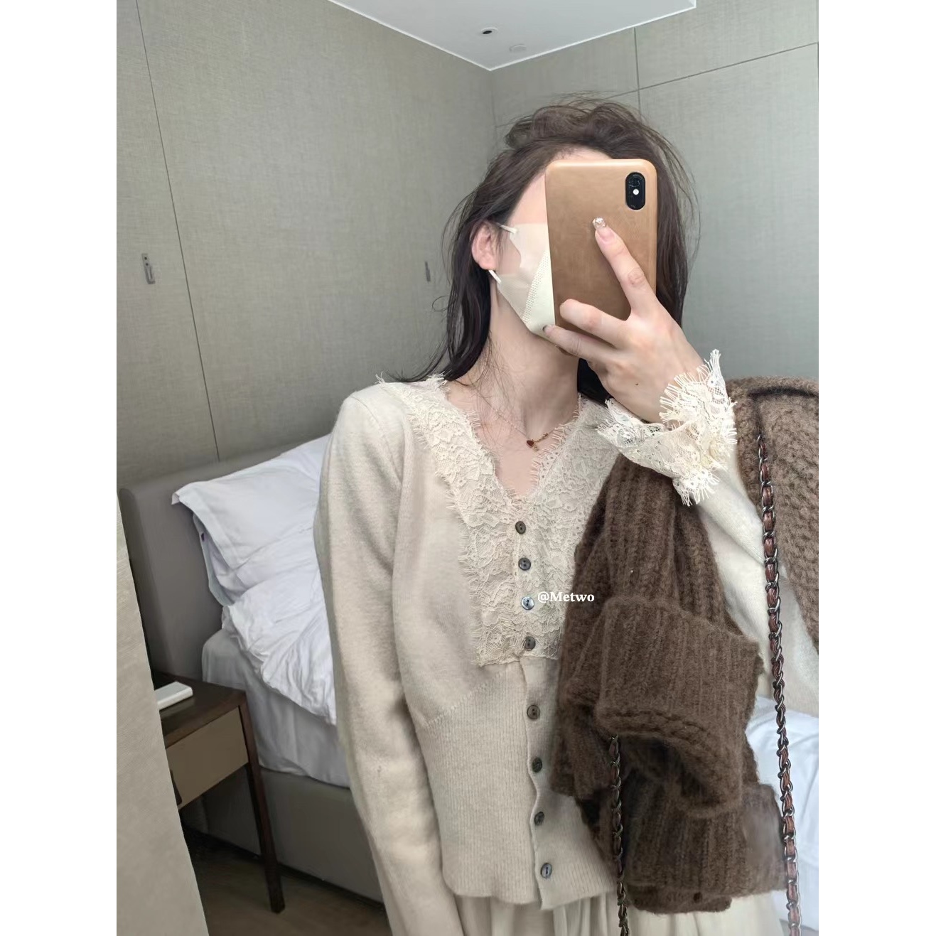 METWO 洋气温柔风设计感蕾丝拼接针织加厚气质甜美长袖毛衣上衣女