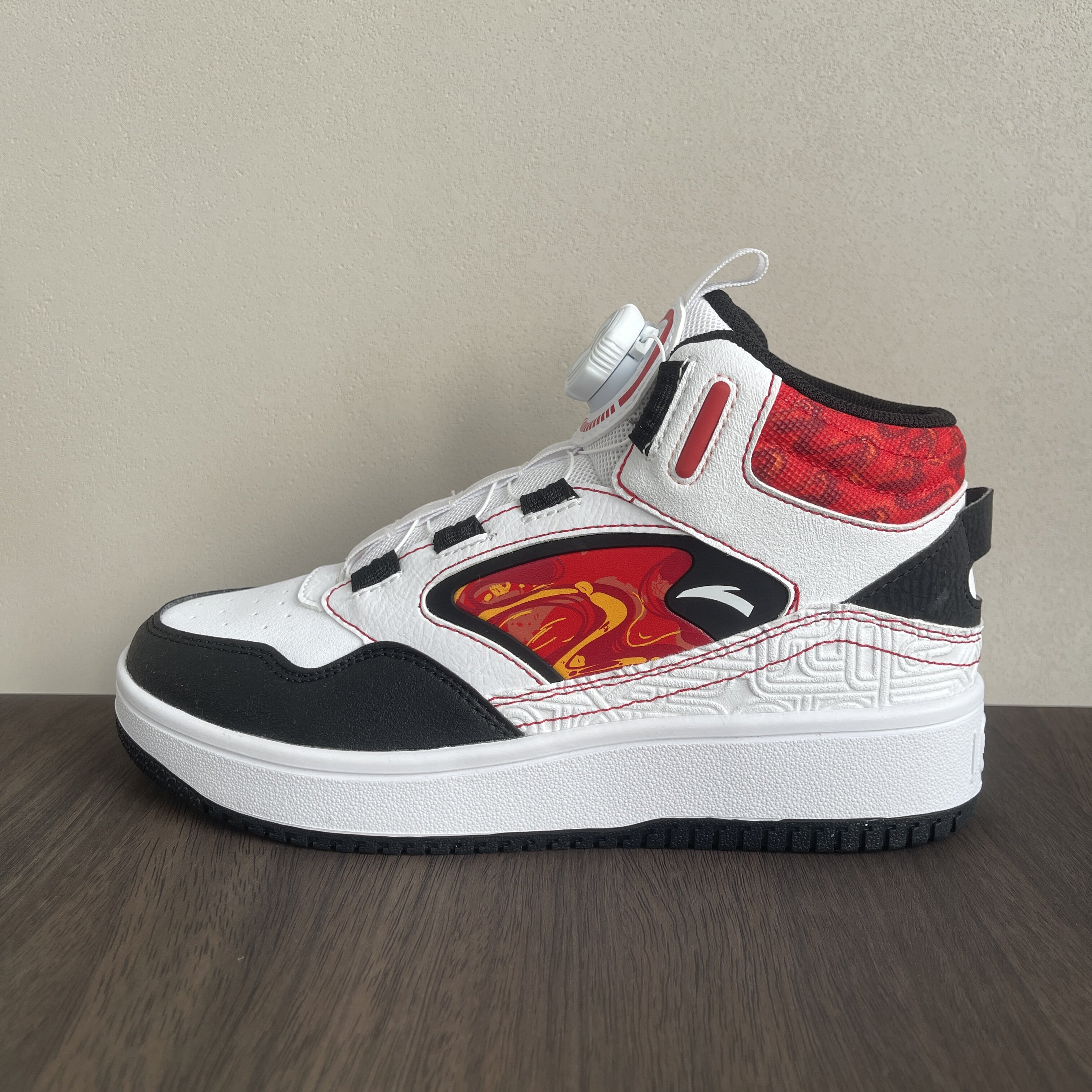 安踏儿童板鞋高帮防滑耐磨男童鞋