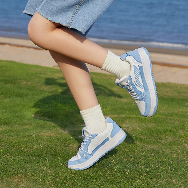 李宁休闲鞋男女童春运动生活系列透气防滑童休闲鞋YKCS096-B品