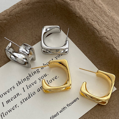 设计师款不规则方形C圈耳钉