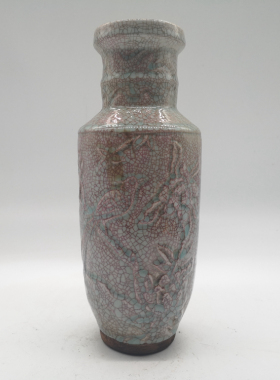 雕刻喜上眉梢博物馆花瓶