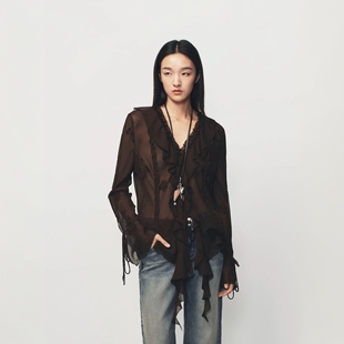 AVVENN荷叶边顺纡皱肌理系带V领衬衫 AK2689