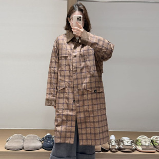 设计师新款 26春季 FIZZFLY 复古翻领格子鹅绒羽绒服 现货