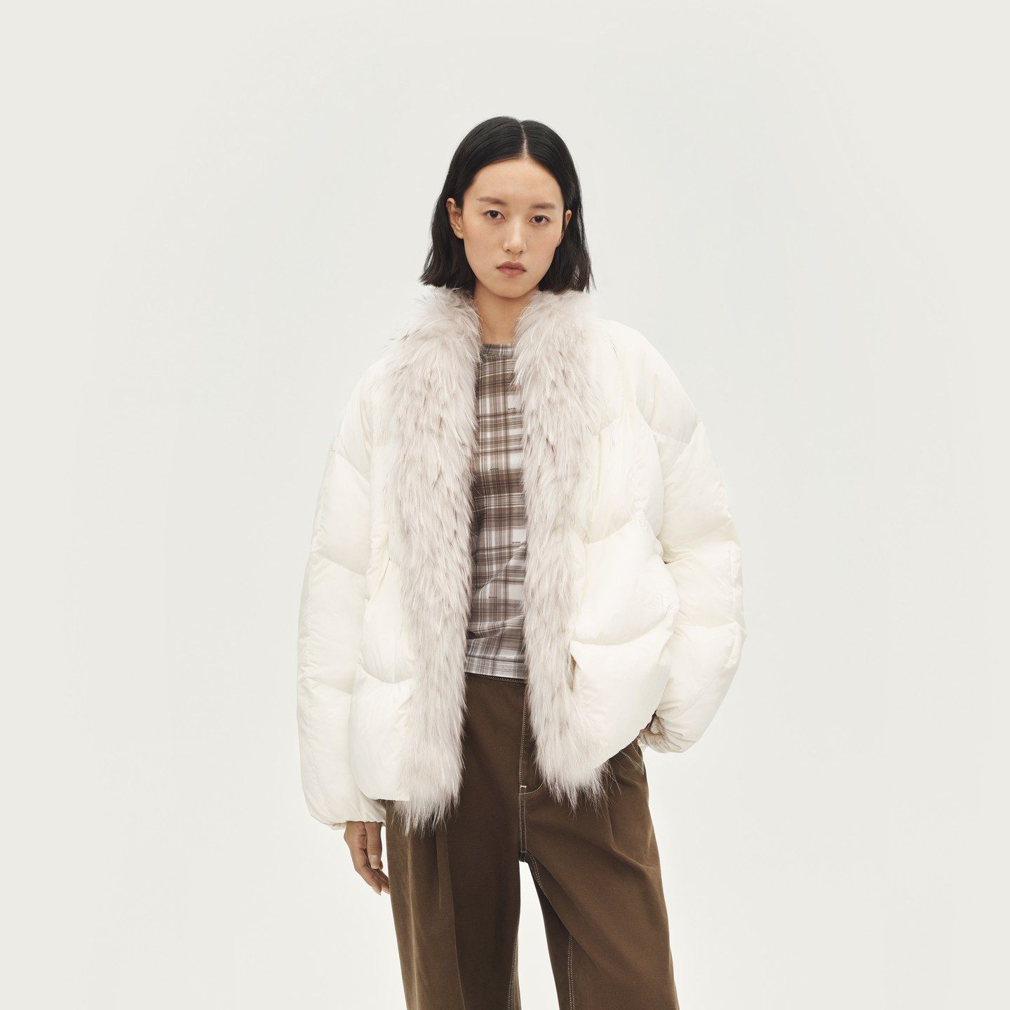 【现货】AVVENN可拆卸毛领泡芙青果领设计中长羽绒服