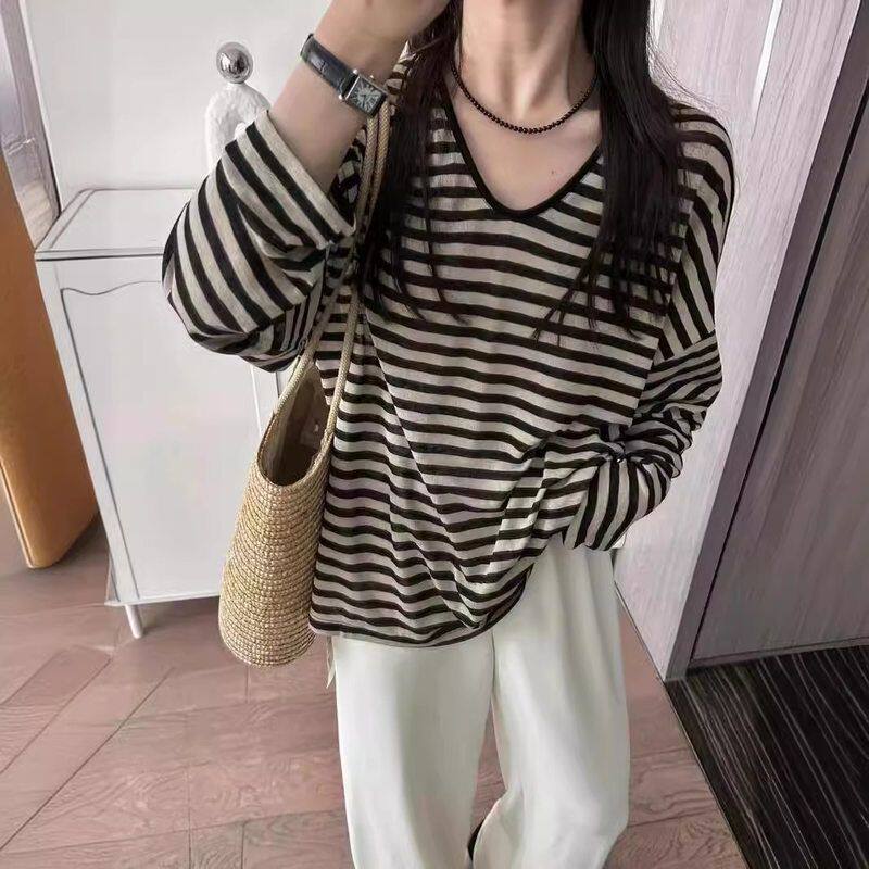 慵懒风复古拼色条纹长袖T恤女装春季新款宽松中长款防晒上衣