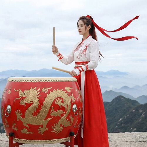 古装剑舞打鼓武侠风汉服女中国风