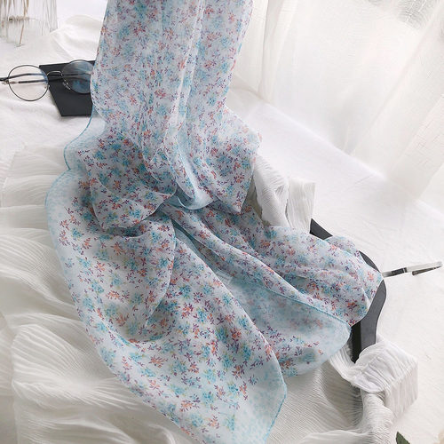 春秋碎花蓝色薄小淑女百搭款围巾
