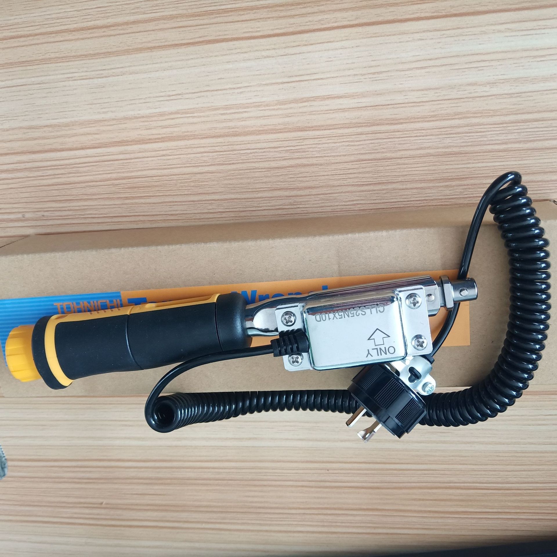 日本东日扭力扳手CLLS100NX15D扭矩扳手TOHNICHI东日扭矩扳手