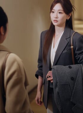 欧洲短剧那年冬至邓灵枢南昭宁同款西装外套v领西服上衣女衣服潮