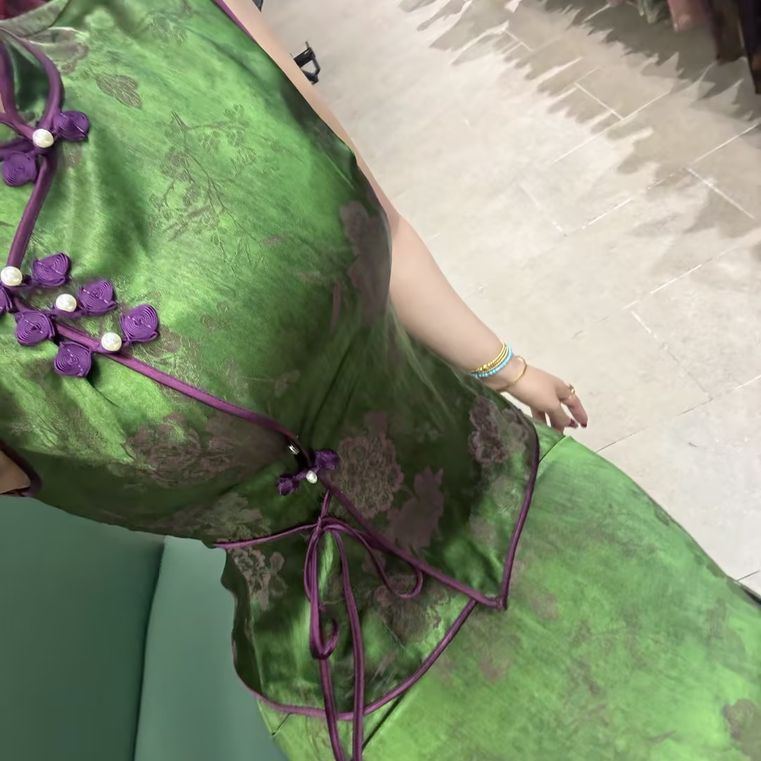 LHMknk1画报夫人原创中式提花高级油丝缎面两件套 油丝釉绿两件套