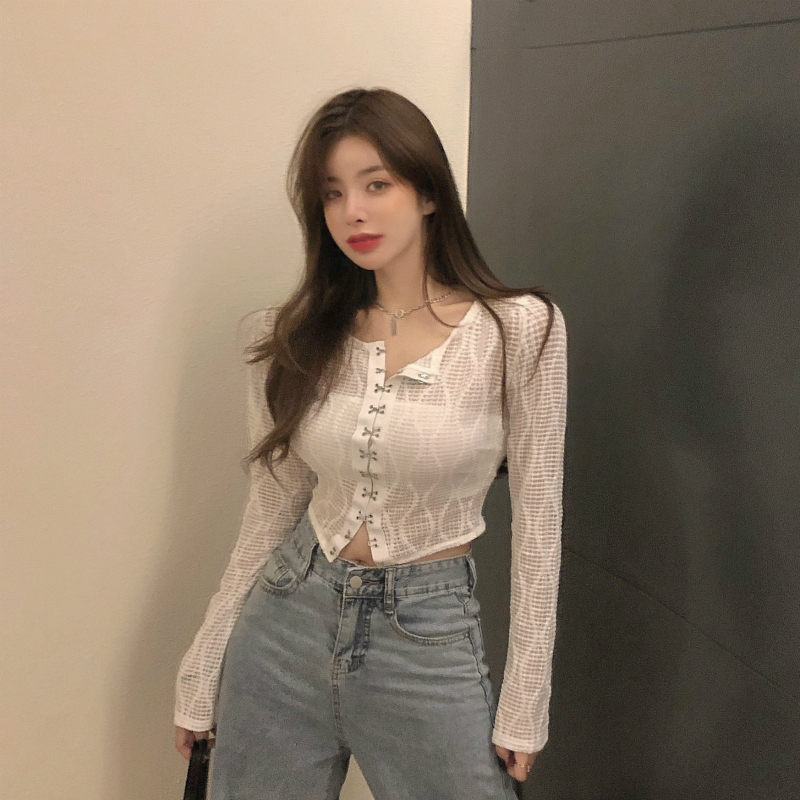 Real price spring new retro Hong Kong Style foreign style buckle sexy hollow out long sleeve lace T-shirt blouse