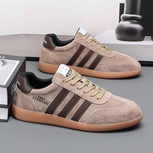 秋季特大码男鞋45真皮运动46休闲耐磨软底德训鞋47百搭阿甘鞋男48