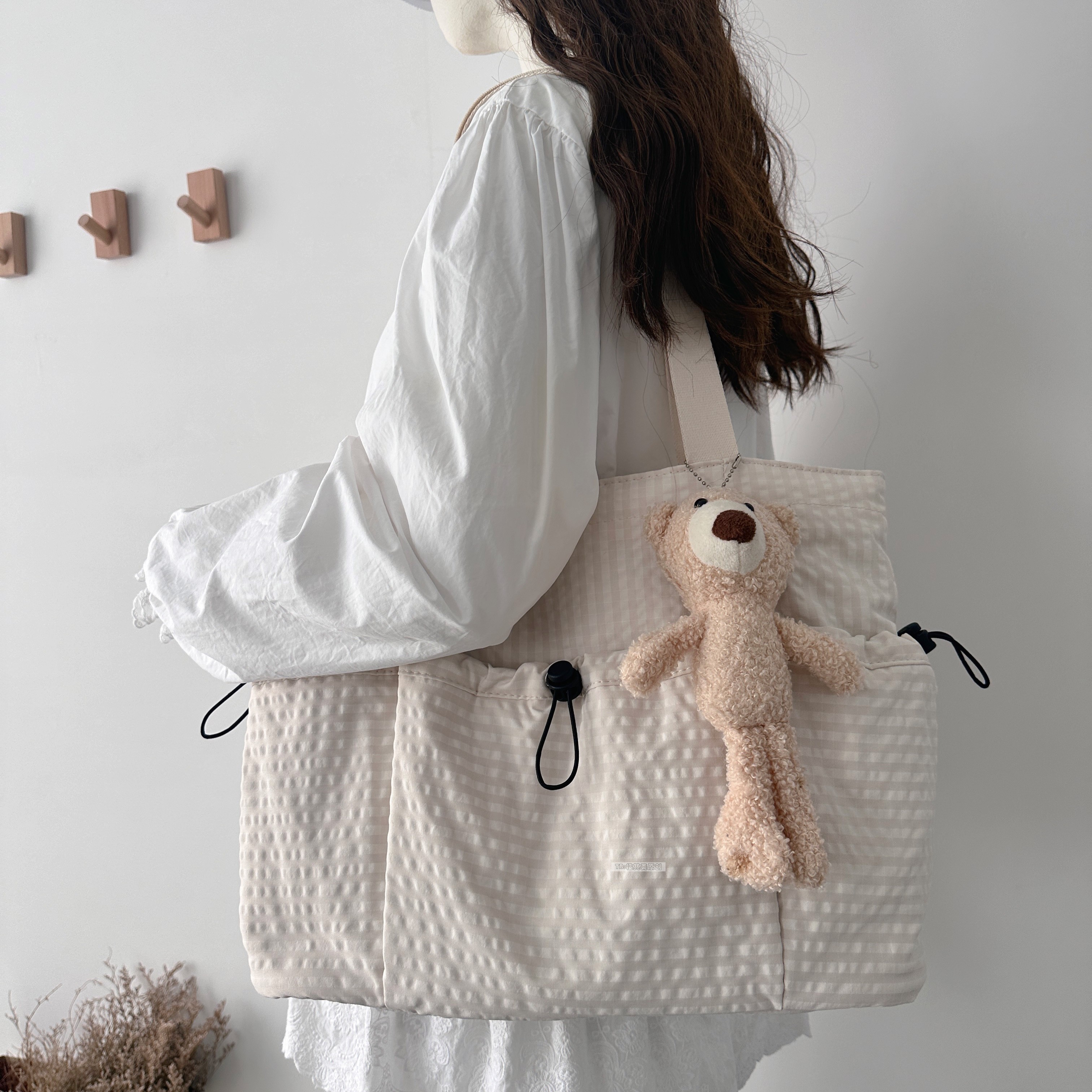 日系褶皱轻便多口袋防水可装书