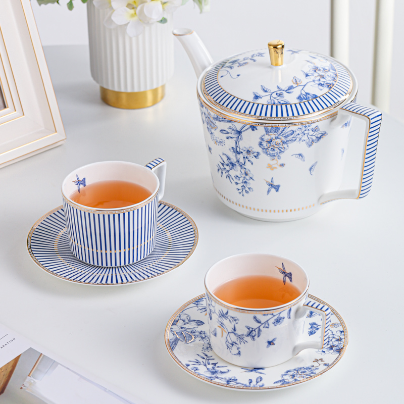 欧式骨瓷咖啡杯碟套装精致英式下午茶茶具礼盒高颜值结婚生日礼物