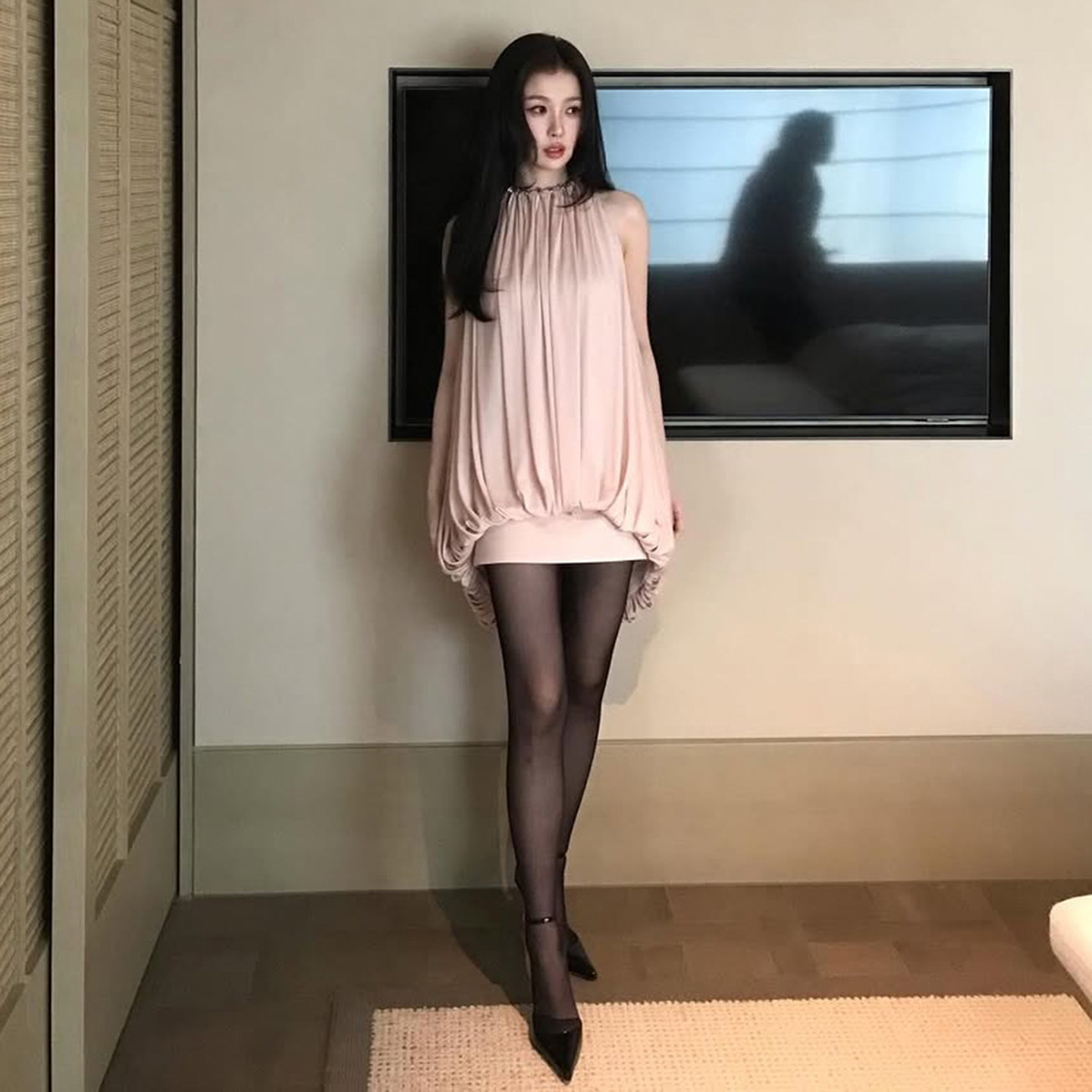 #Sisjuly#虞书欣同款小众时尚纯色袖套 不规则垂感花苞连衣裙女夏 - 实物图