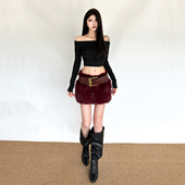 女秋 性感辣妹ootd赤狐诱惑毛茸茸高腰短裙 Sisjuly 针扣腰带套装