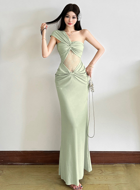 #Sisjuly#法式清新薄荷曼波 斜领扭结蕾丝雕花透视感单肩连衣裙女