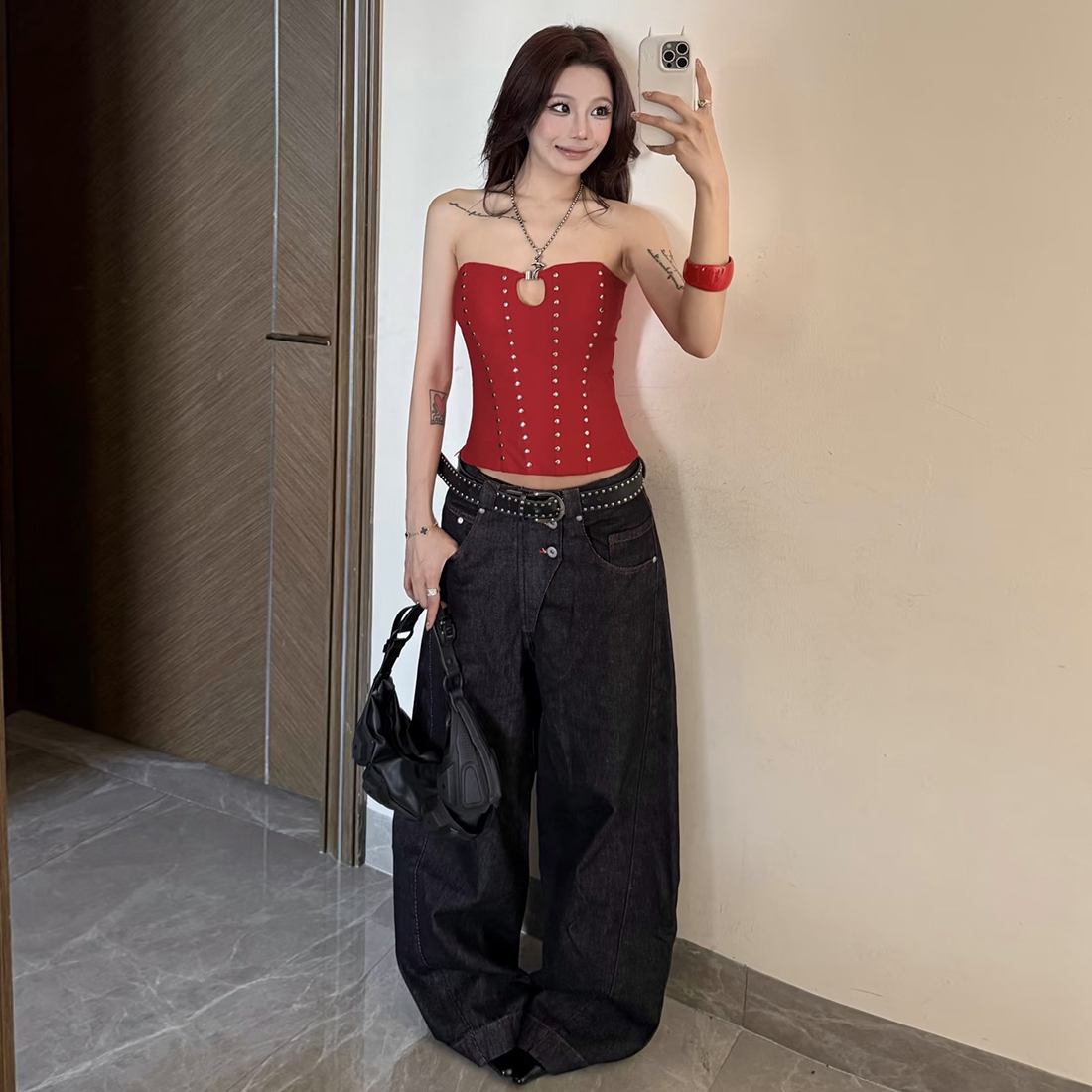 crush铆钉拼接镂空修身百搭抹胸