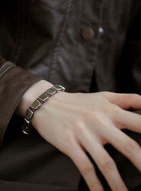 暗黑系女财神扎基拉姆招财手链