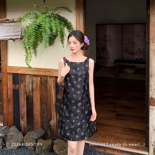 夏上新真丝香云纱一字领连衣裙