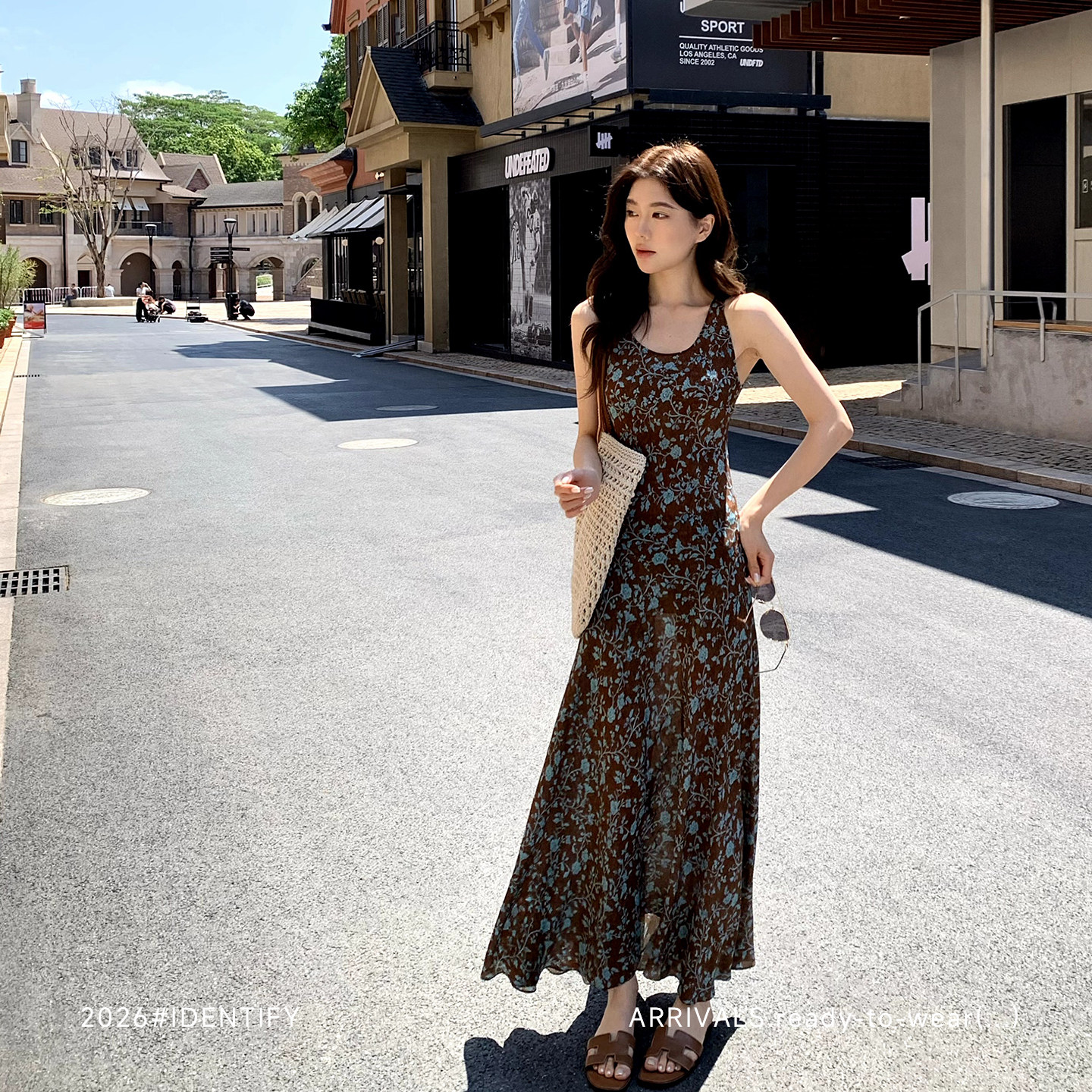 IDENTIFY 复古蓝色碎花人丝连衣裙女夏季前后两穿印花修身背心裙