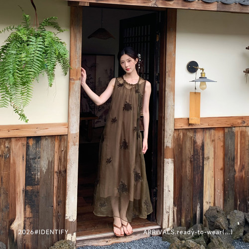 法式复古重工刺绣真丝连衣裙女