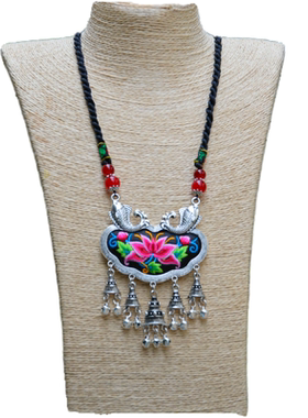 云南民族风新款老绣苗银长款毛衣链手工蜡绳民族服装配饰演出配饰