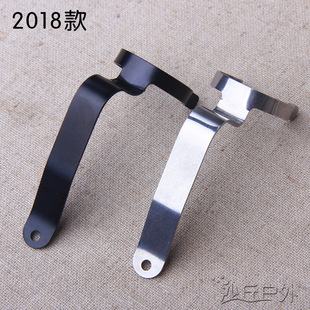 解放你 通用型水瓶扣7字挂钩水瓶挂夹不锈钢户外快挂扣包夹 双手