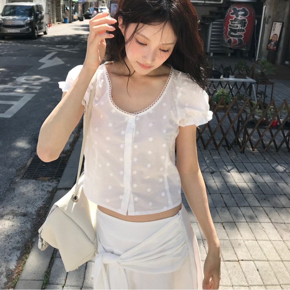 韩国ins刺绣提花方领甜美短袖衬衫气质显瘦百搭上衣2026夏季新品