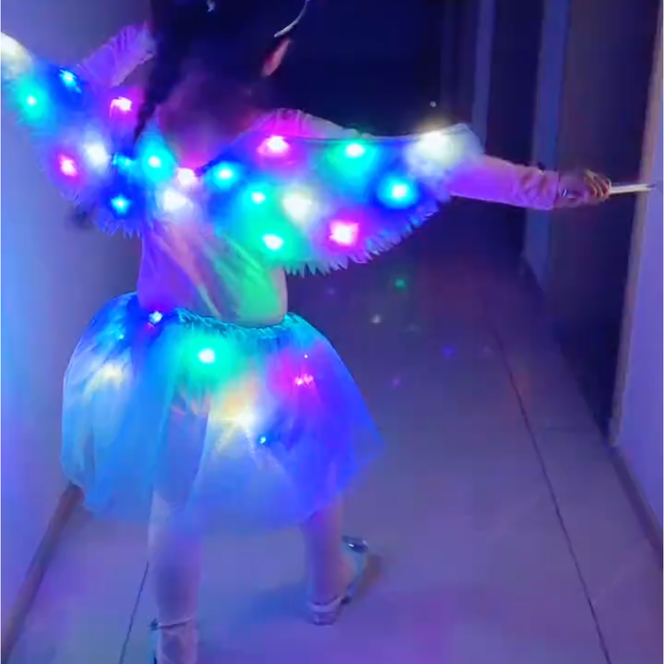 蝴蝶翅膀背饰儿童发光天使羽毛四件套小女孩圣诞节表演服过年玩具