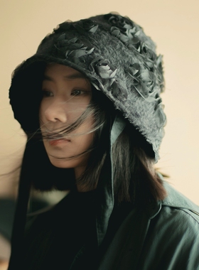 MING 黑桃皇后 l 原创花朵复古毛绒秋冬波奈特帽防风绳盆帽侍女帽
