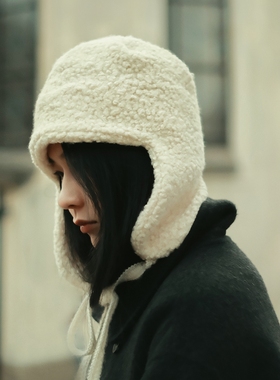MING 优雅的兔子 l 白色药盒加雷锋原创可爱护耳帽秋冬羊羔毛绒帽