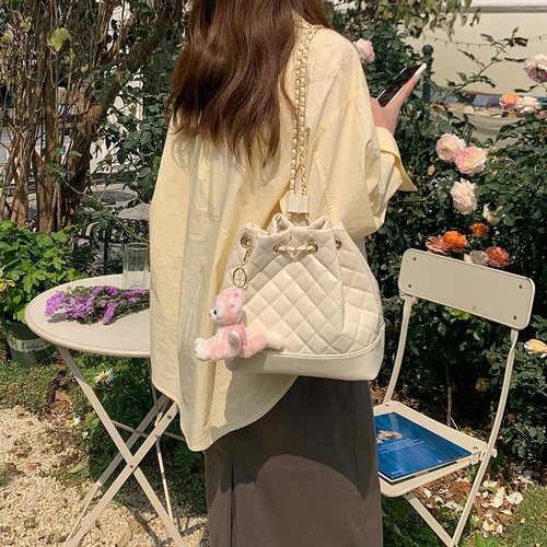 2025新款休闲气质菱格链条抽绳束口水桶包小香风轻奢双肩包单肩包