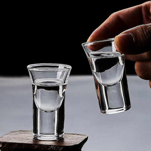 小号透明家用烈酒创意个性玻璃杯