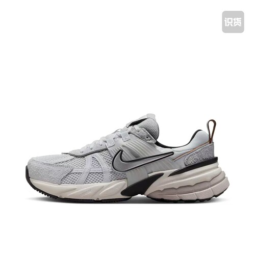 Nike V2K Run Runtekk 跑鞋 轻便网面透气百搭时尚复古FN6703-002