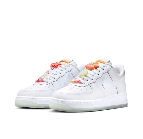 耐克Nike Air Force 1 07 LX运动休闲鞋IB8875-111