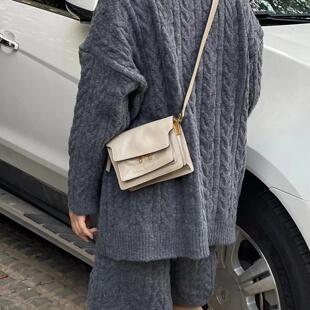 二手商品不退不换M@arni玛尼米色油蜡皮风琴包小号