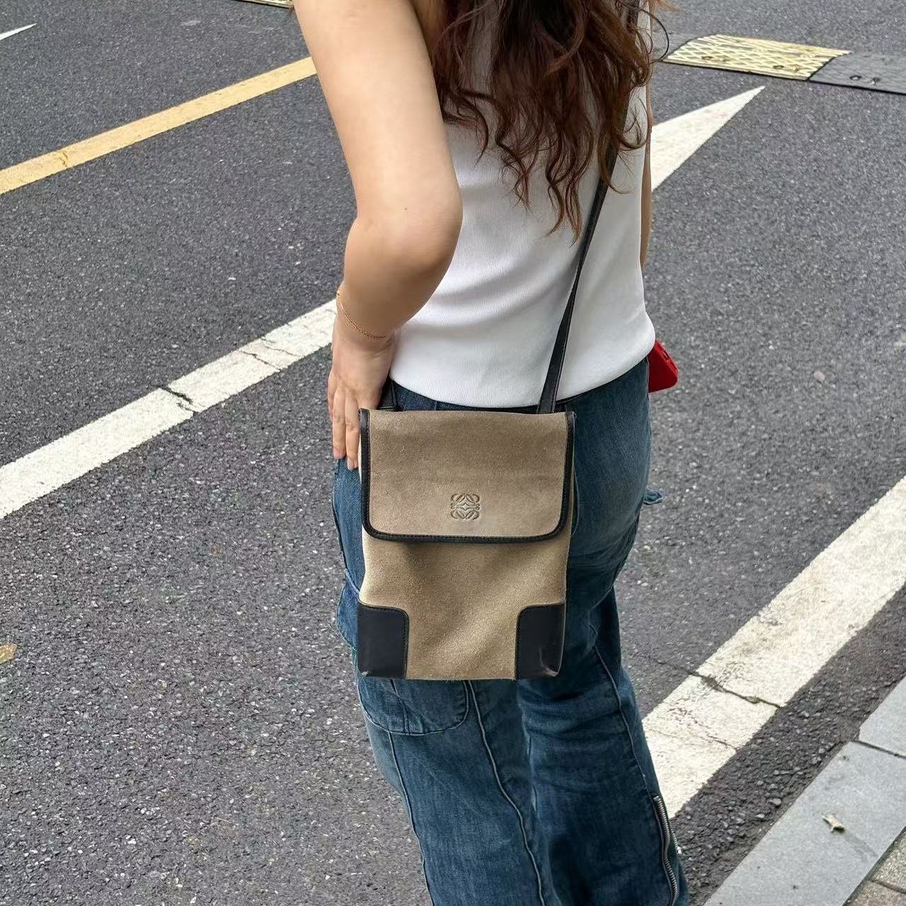 罗家麂皮拼皮斜跨包