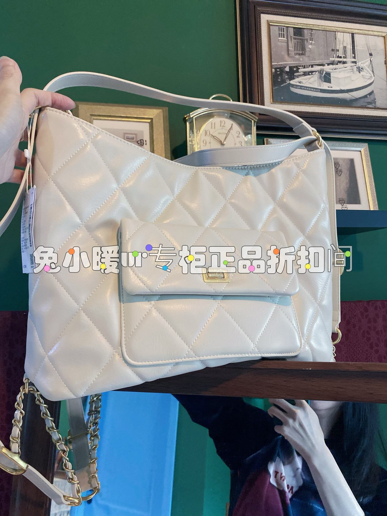 现货正品URBAN REVIVO24秋冬新女通勤菱格绗缝单肩背包UAWB40419