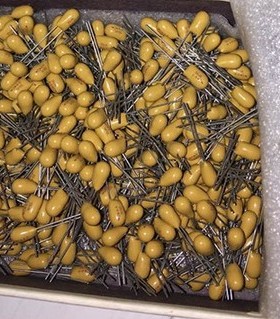 199D336X0016D2V 199D 16v33uf  SPRAGU 思碧  钽质电容器