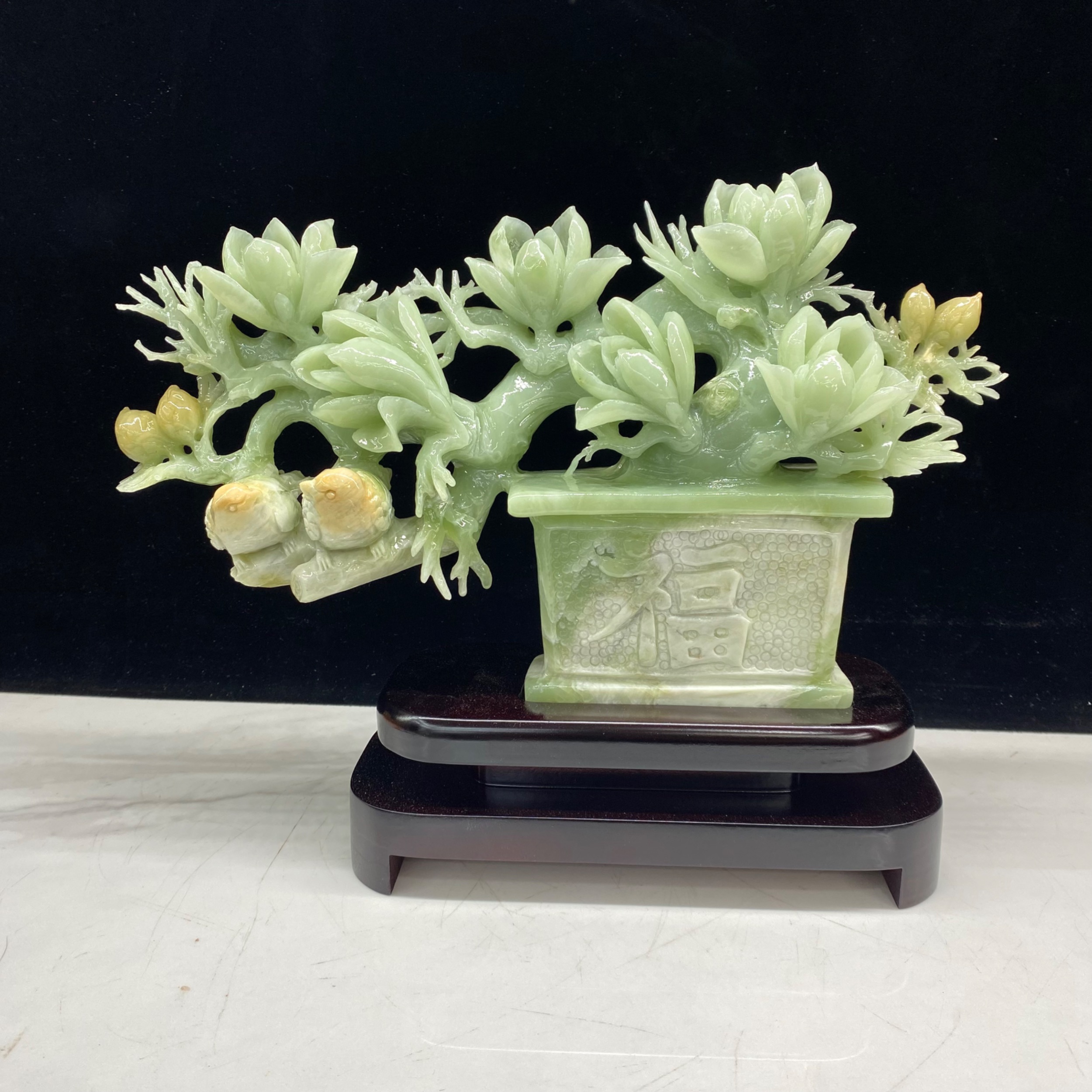 岫玉玉兰花摆件680元起内有多款